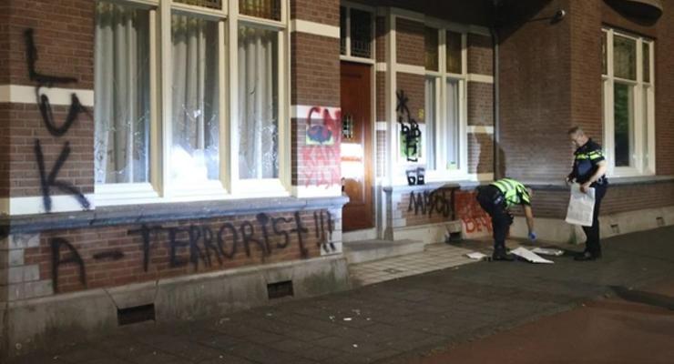 В Нидерландах подверглось нападению посольство Беларуси