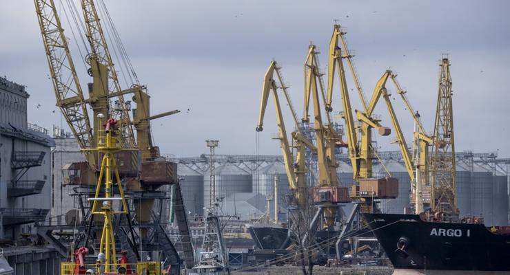 Пошкоджено порт та будинки, є постраждалі: в ОК “Південь” про наслідки атаки РФ
