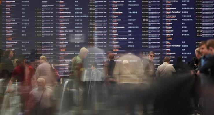 Московские аэропорты не принимают рейсы: Объявлен план "Ковер"