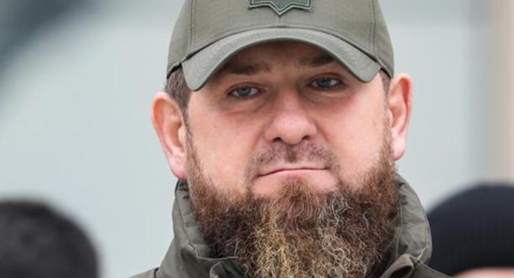 Кадыров показался в соцсетях на фоне слухов о болезни