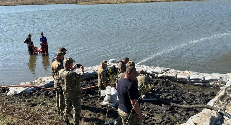 В Молдове обнаружили обломки ракеты в озере