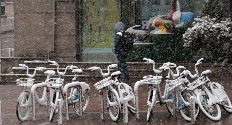 Снег и +28: синоптики рассказали о погоде в Украине на неделю