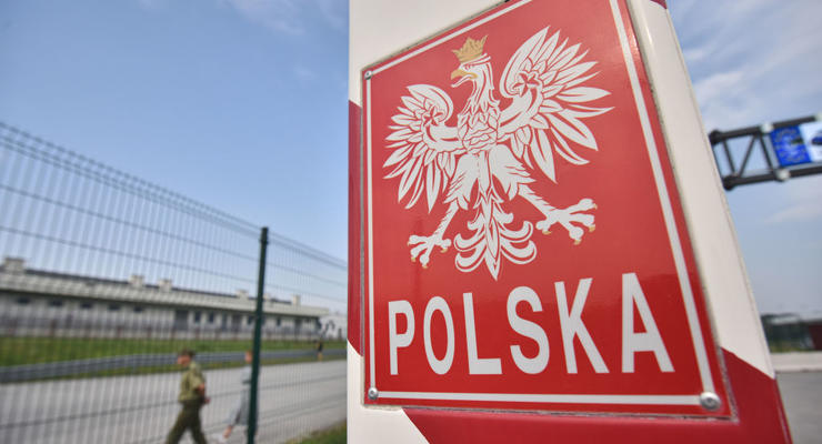 На кордоні з Польщею пункт пропуску зупинив роботу: у ДПСУ назвали причину
