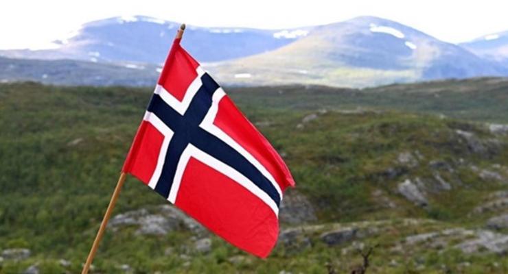 Норвегия готова вслед за Финляндией закрыть границу с Россией