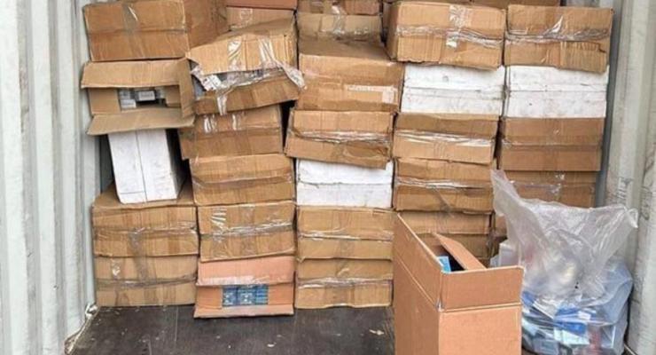 В Ренийском порту изъяли более 400 тысяч пачек контрабандных сигарет