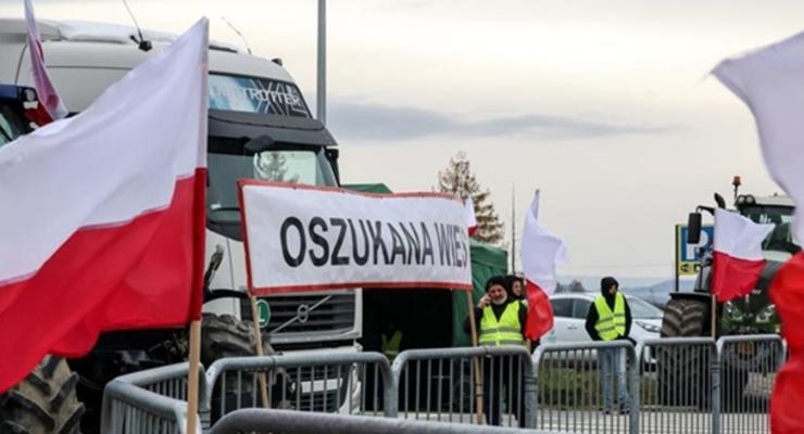 В ЕС призывают бойкотировать польских перевозчиков, блокирующих границу
