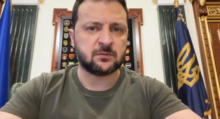 Зеленский рассказал о совещаниях с оборонным блоком