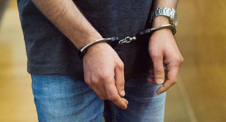 В Кривом Роге мужчина изнасиловал 13-летнего мальчика