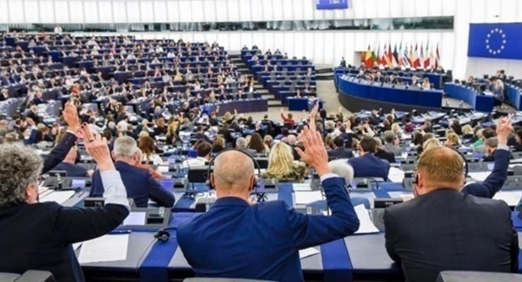 В Европарламенте предлагают лишить Венгрию права голоса