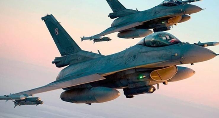 Кулеба рассказал, когда будут первые удары F-16 по оккупантам