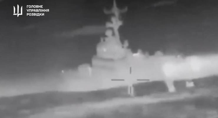 Российский катер "Ивановец" был поражен украинскими морскими дронами MAGURA V5