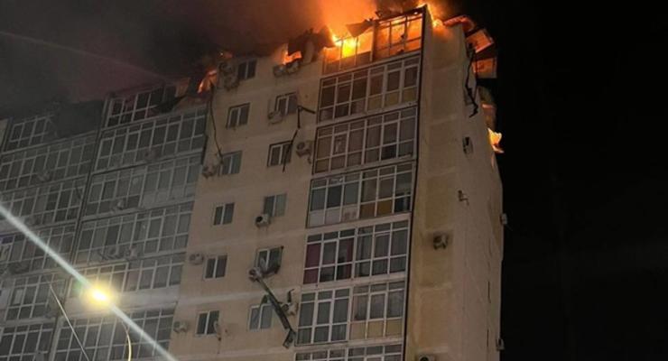 В российской Анапе вспыхнула многоэтажка
