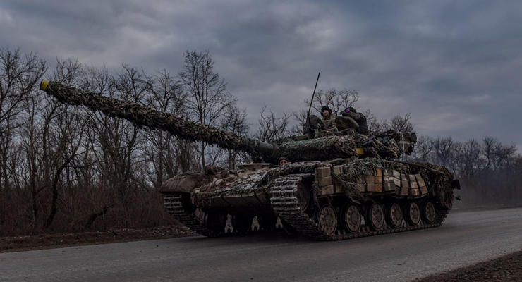 1 000 оккупантов, 49 артсистем и 3 танка: Генштаб рассказал о потерях РФ за сутки