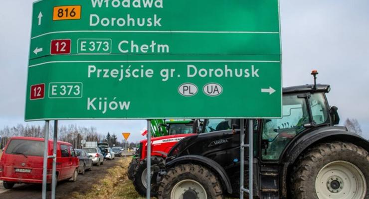 В Польше отрицают остановку автобусов на границе с Украиной