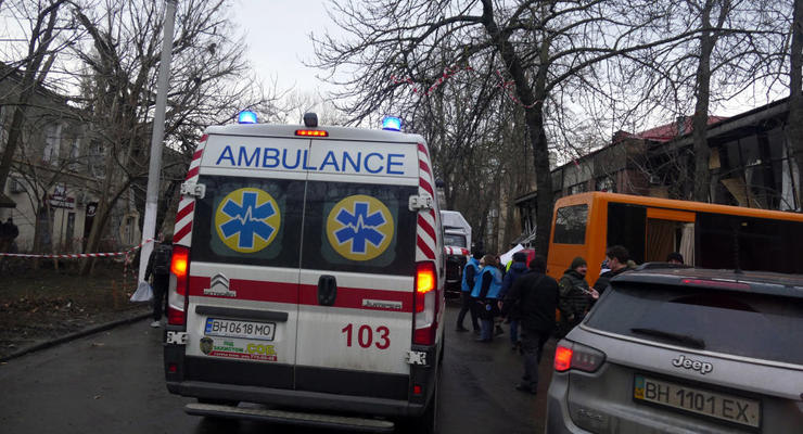 Дрон РФ атаковал маршрутку с людьми на Черниговщине: 3 раненых