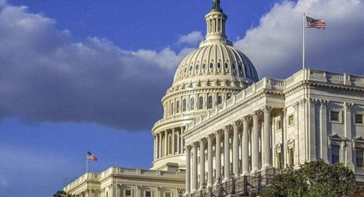 Сенат США одобрил бюджет во избежание шатдауна