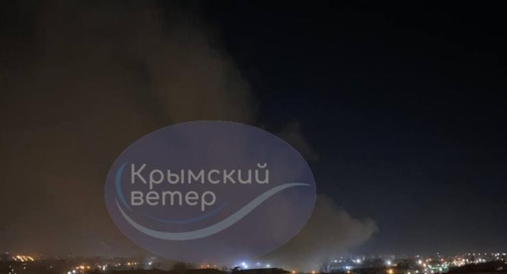 В Крыму раздаются взрывы, сообщают о прилетах.