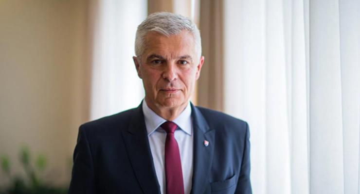 В Словакии на выборах президента побеждает прозападный политик