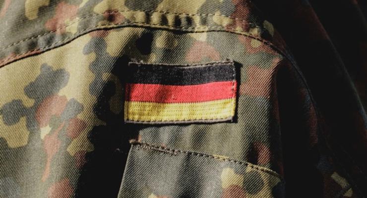 Германия возвращает обязательную службу в армии - СМИ