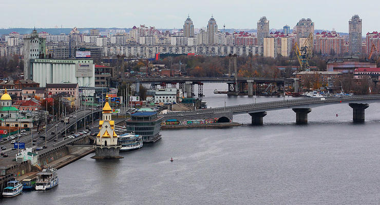 В Киеве улучшилось качество воздуха после пылевого загрязнения из Сахары