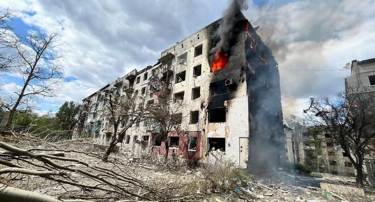 Россия ударила по Славянску: повреждены многоэтажки