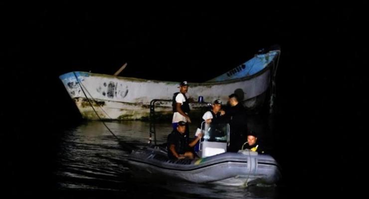 В Бразилії виявили човен з десятками розкладених тіл