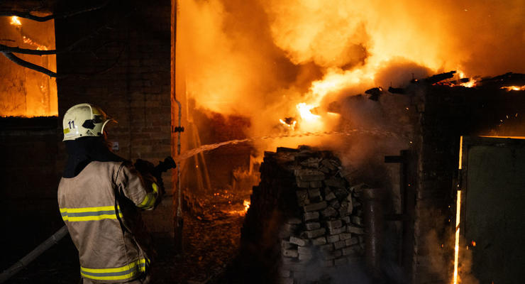 Росія атакувала критичну інфраструктуру Івано-Франківщини: виникли пожежі