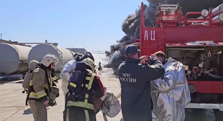 В РФ снова пожар: на этот раз горят нефтепродукты в Омске