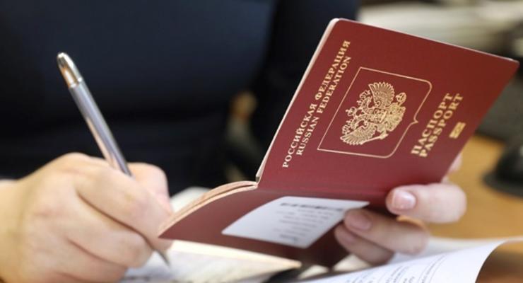 Дітям-сиротам на ТОТ видають паспорти РФ - омбудсмен