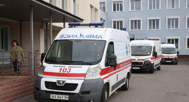 Росія атакувала Харків КАБами: 1 людина загинула, 7 поранено
