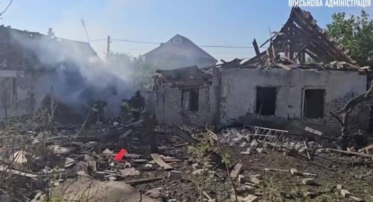 Війська РФ ударили по Центральному району Херсона