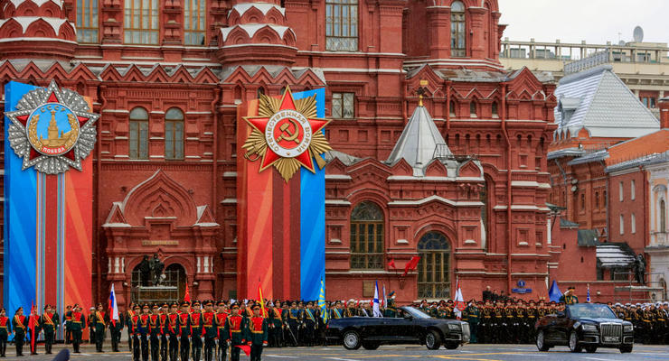 У британській розвідці пояснили, чому на параді у Москві 9 травня не було танків
