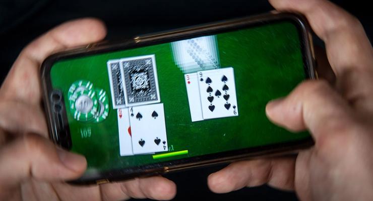 Кабмин ограничил азартные игры в Интернете до вступления в силу закона