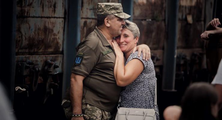 Без штрафів та відсотків за кредитами: дружини військових отримають нові пільги