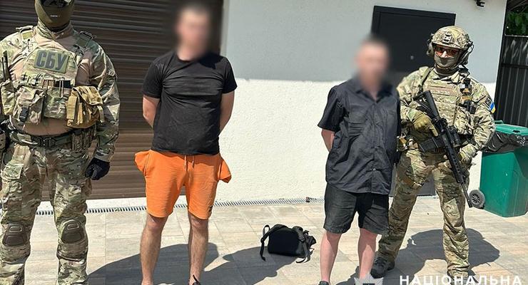 В Киеве задержаны наркоторговцы, которые переодевались в военных (фото)