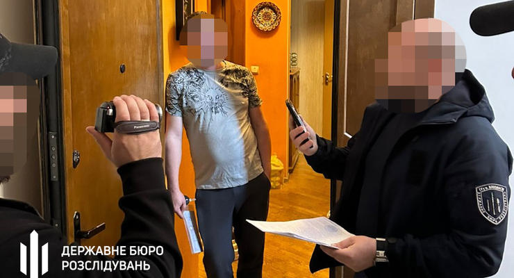 Посадовець одеського ТЦК “виправив” дані 138 чоловіків із системи "Оберіг", - ДБР