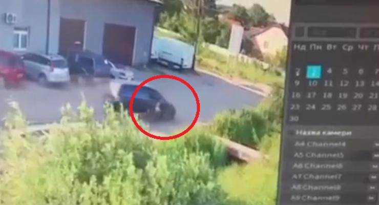 На Львовщине водитель ТЦК сбил велосипедиста: реакция военкомата
