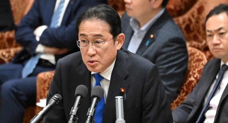 Премьер-министр Японии примет участие в Саммите мира