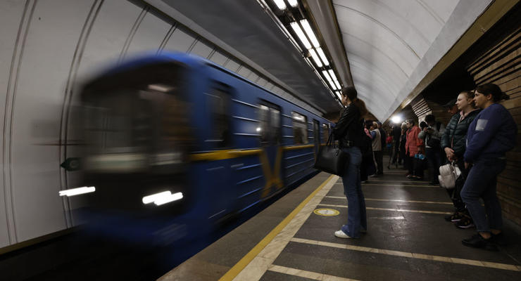Гендерное равенство: первая женщина учится на машиниста в Киевском метро