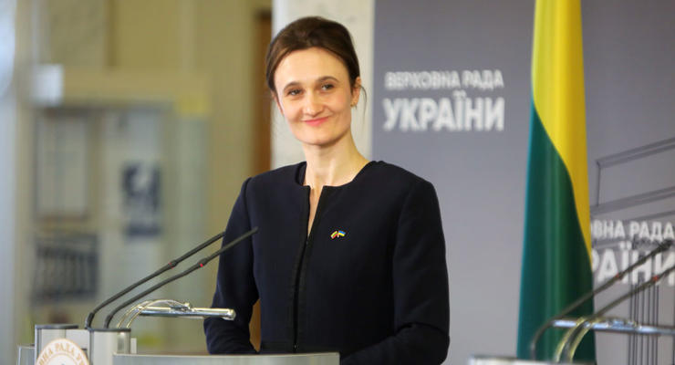Спікерка Сейму Литви прибула в Київ з офіційним візитом