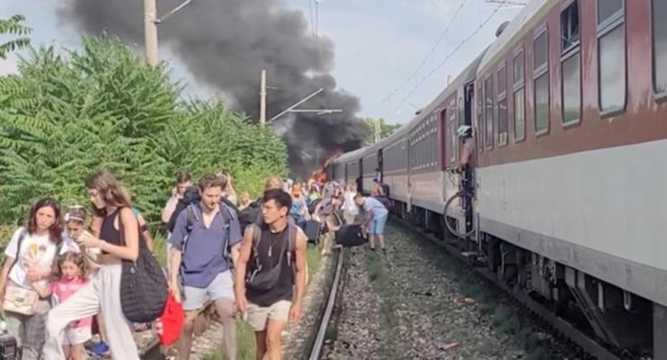 В Словакии поезд с украинцами столкнулся с автобусом: есть жертвы