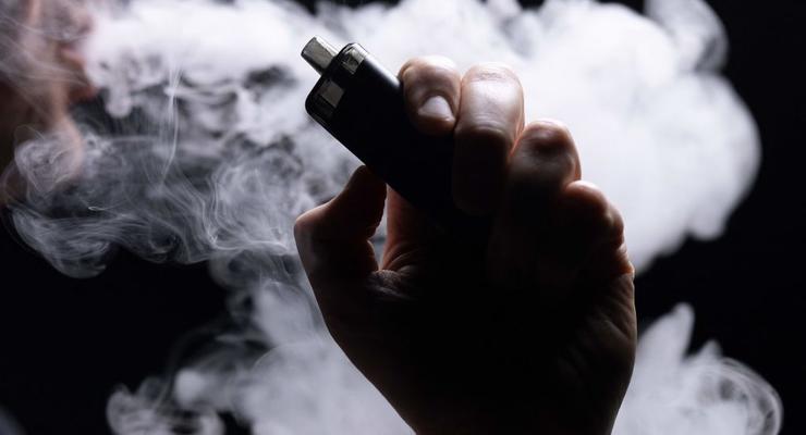 В Украине с 11 июля запрещена продажа ароматизированных сигарет и электронных сигарет