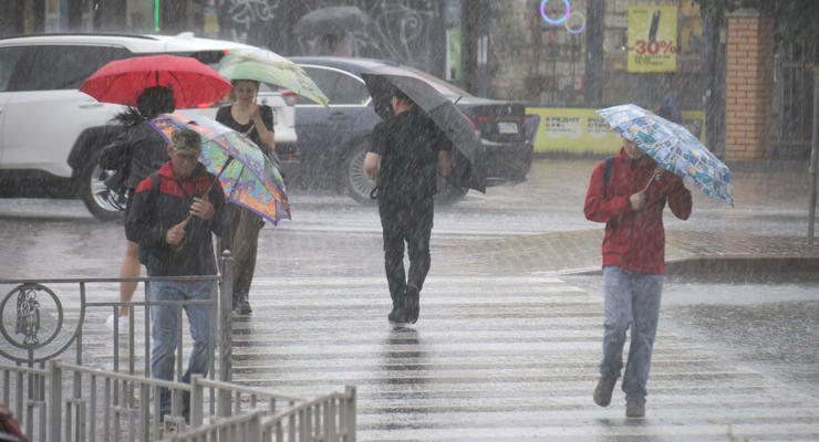 В 13 областях Украины объявлено штормовое предупреждение