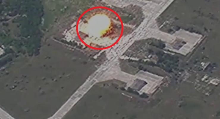 В Воздушных силах показали, как российские ракеты бьют по украинским макетам