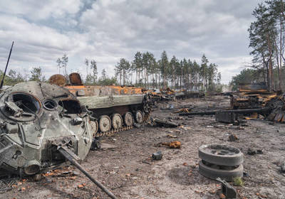 ВСУ показали "дорогу смерти" на Курщине с уничтоженной техникой россиян